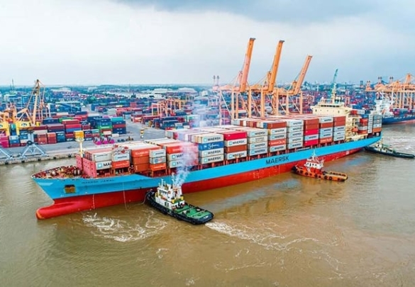 Nửa đầu tháng 10: Xuất nhập khẩu giảm tốc, cán cân thương mại vẫn thặng dư hơn 650 triệu USD